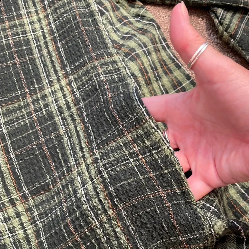 Habitat Green Plaid 3/4 Button Shirt size medium excellent condition - Picture 6 of 7